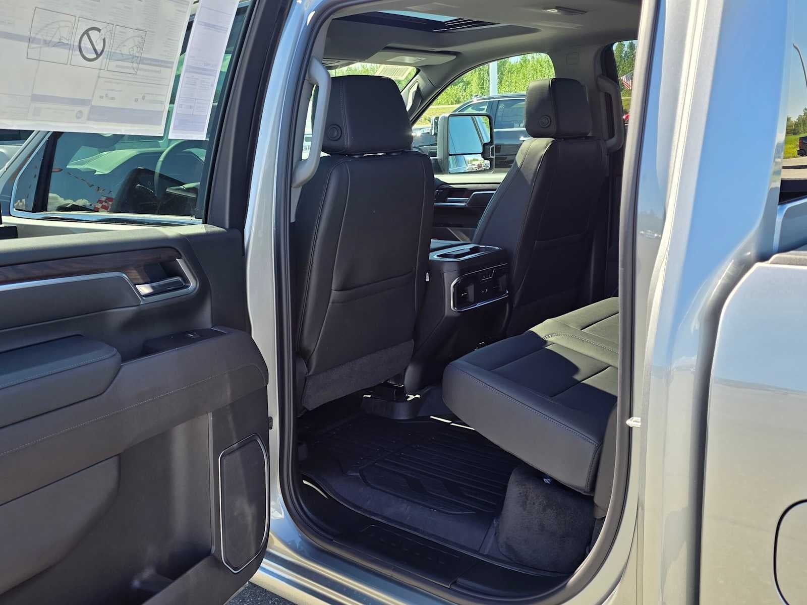 2026 GMC Sierra 2500HD SLT