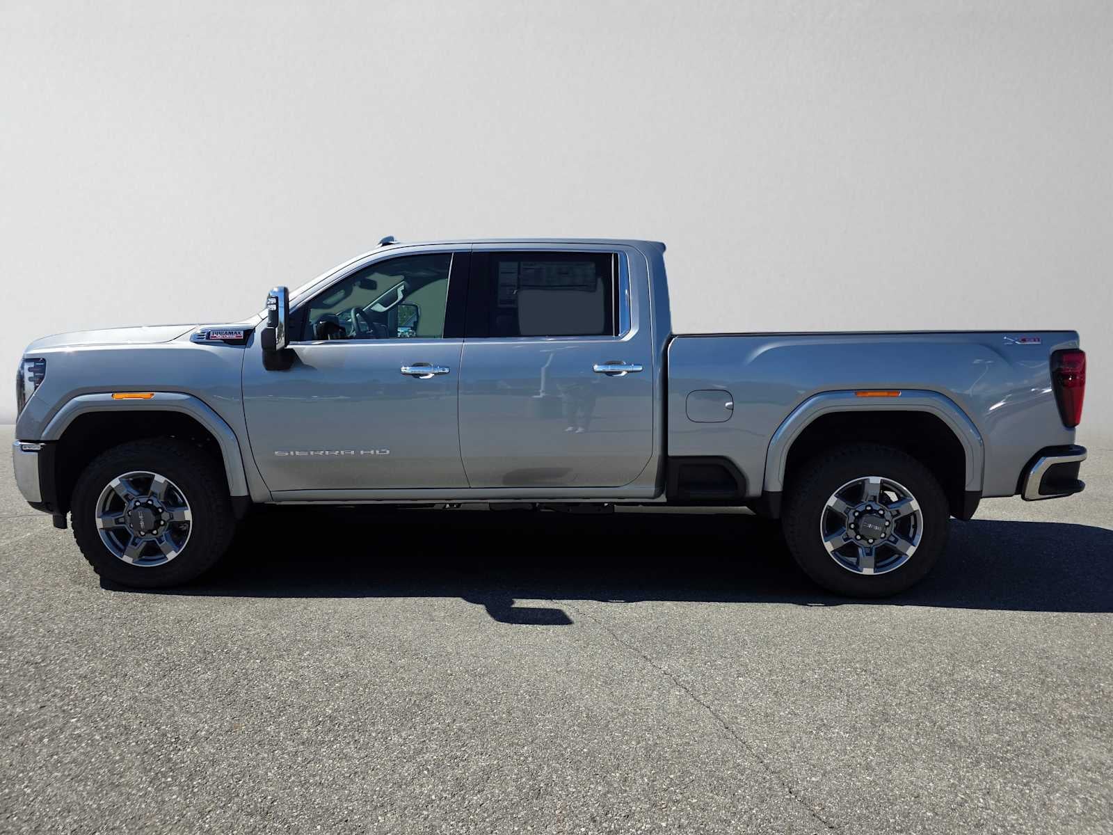 2026 GMC Sierra 2500HD SLT