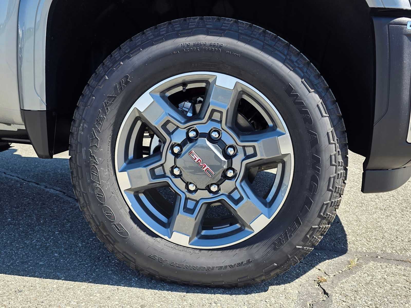 2026 GMC Sierra 2500HD SLT