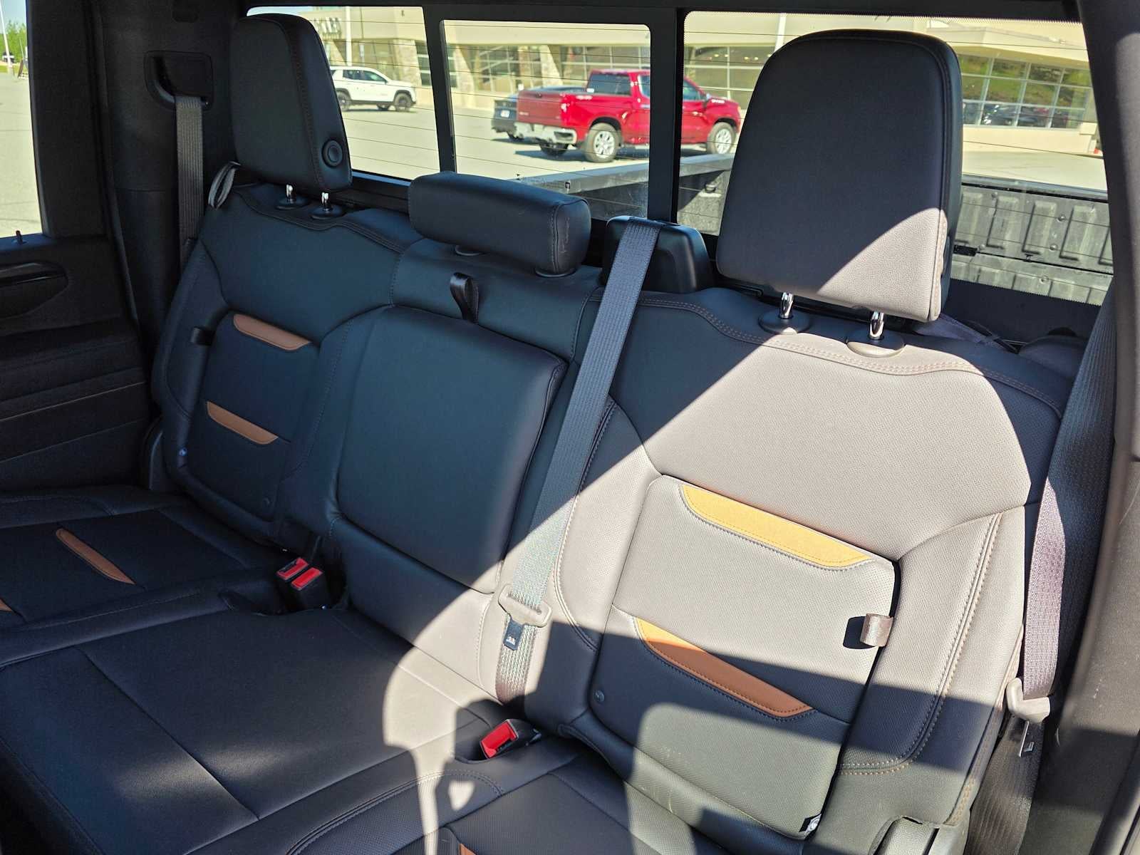 2025 GMC Sierra 2500HD AT4