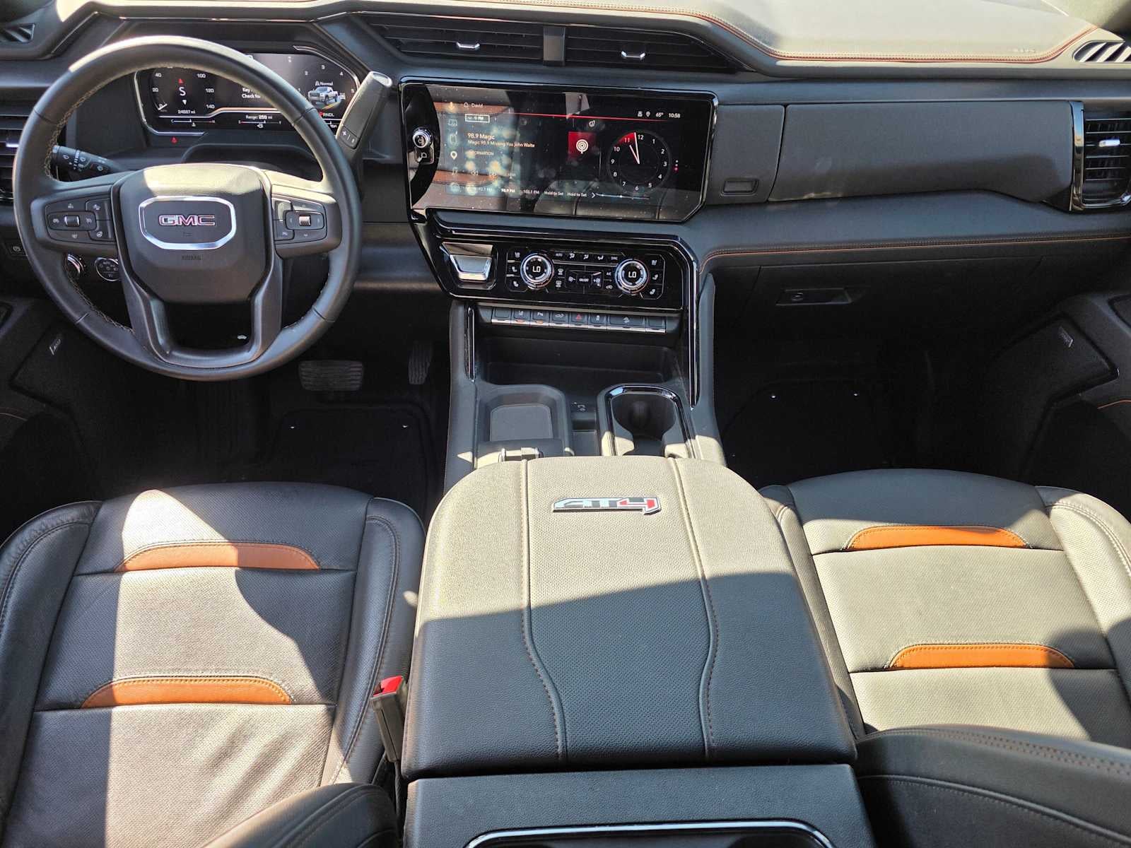 2025 GMC Sierra 2500HD AT4