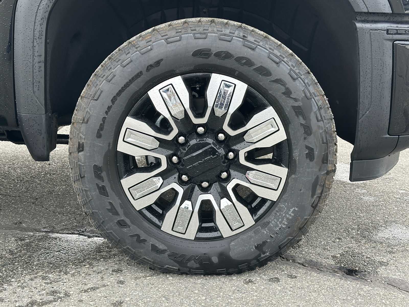 2026 GMC Sierra 2500HD Denali