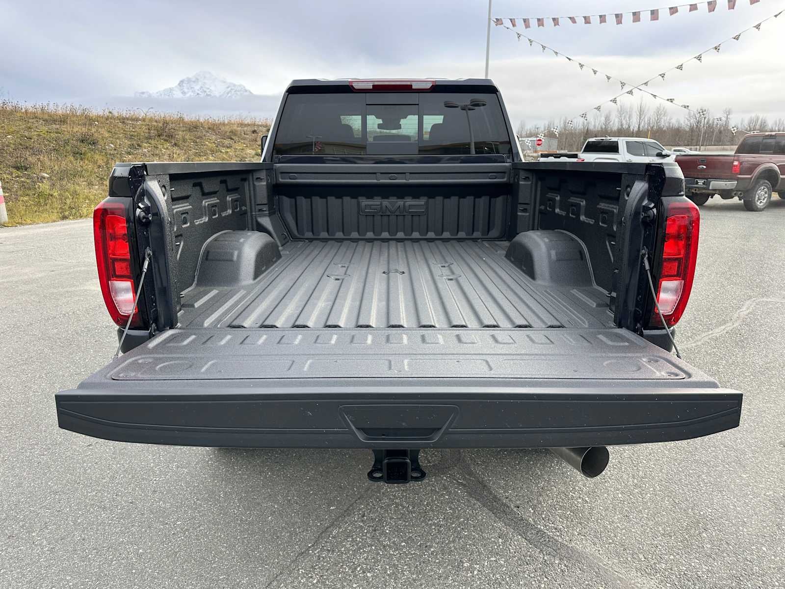 2026 GMC Sierra 3500HD SLE