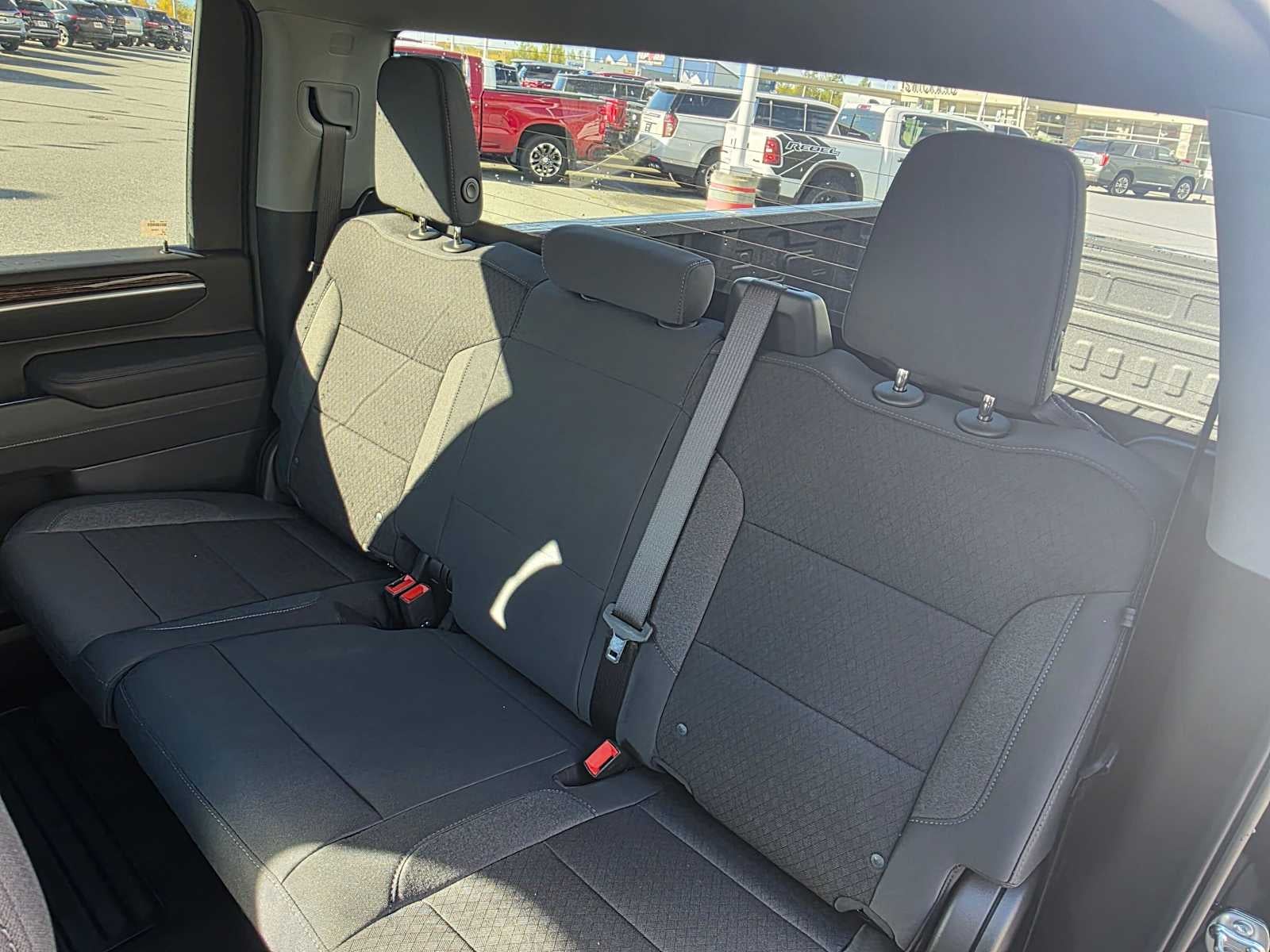 2026 GMC Sierra 3500HD SLE