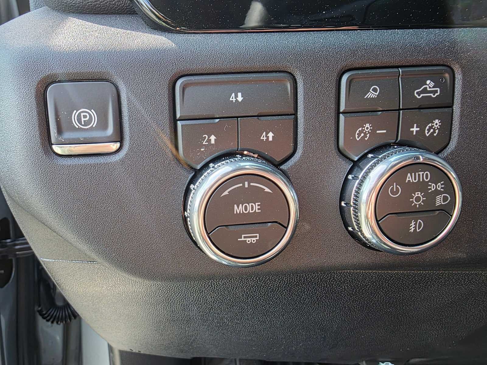 2026 GMC Sierra 3500HD SLE