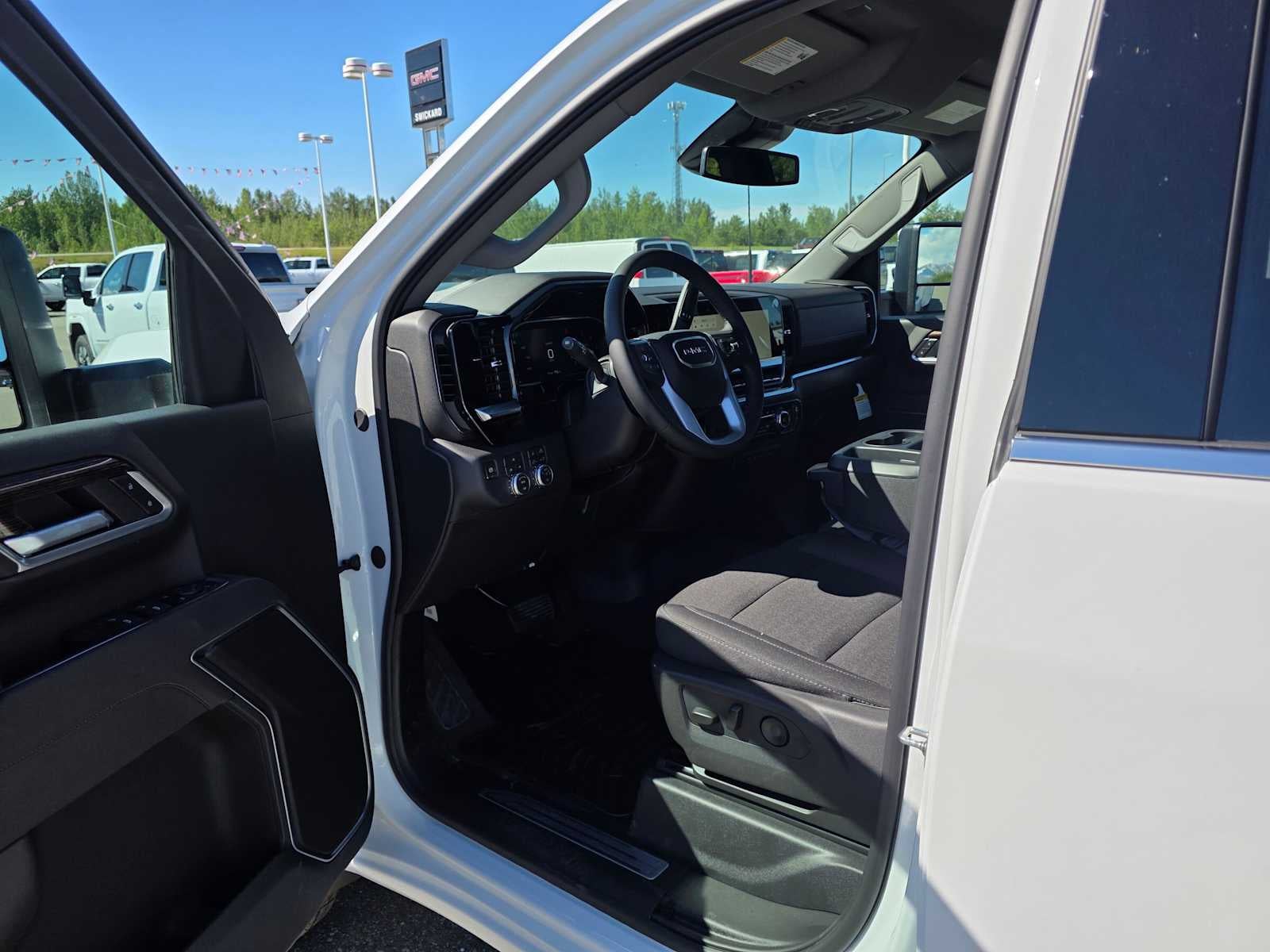 2026 GMC Sierra 3500HD SLE