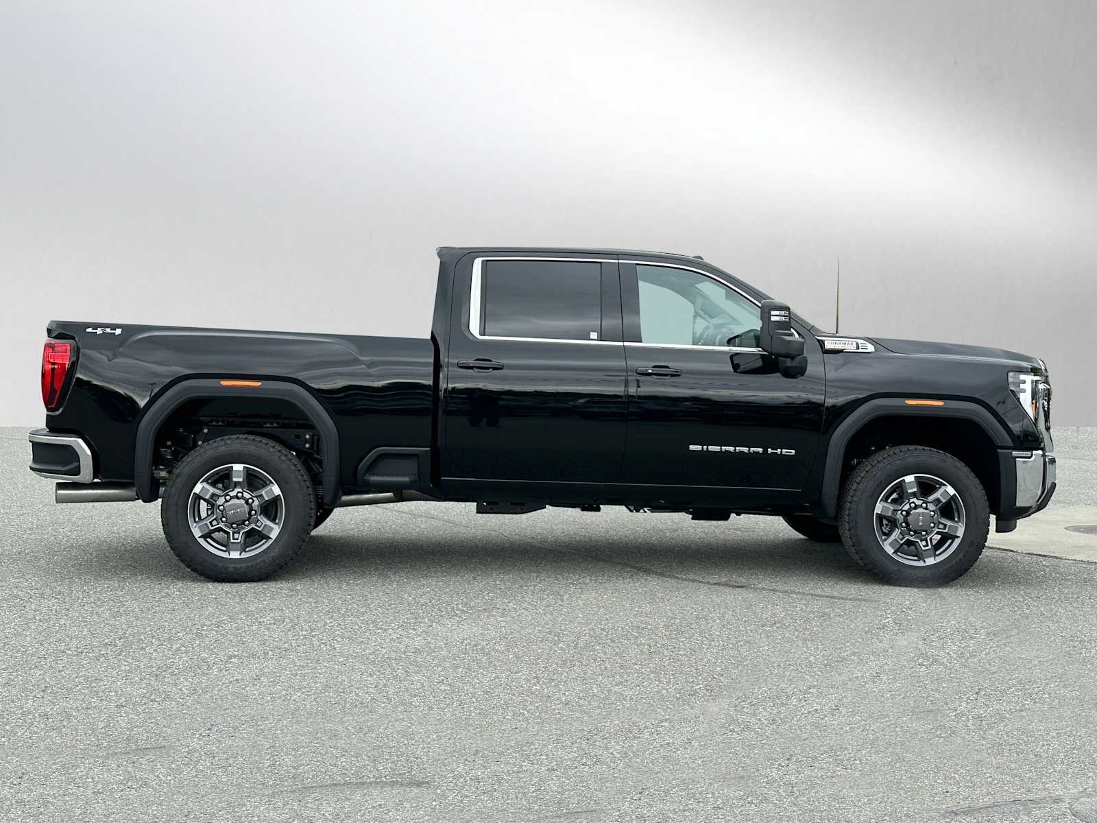 2025 GMC Sierra 3500HD SLE