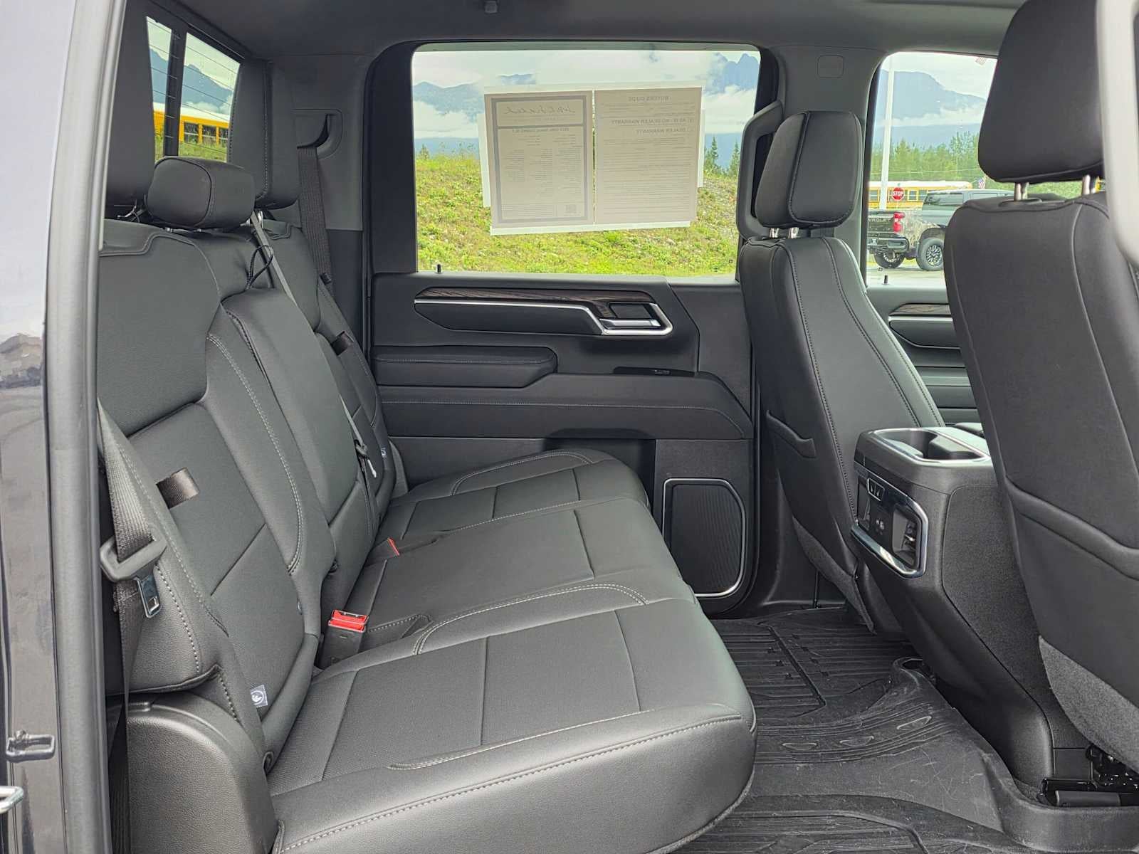 2025 GMC Sierra 3500HD SLT