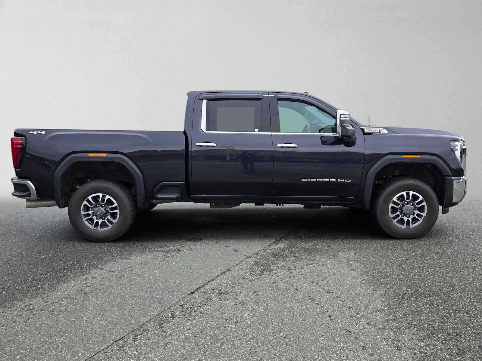 2025 GMC Sierra 3500HD SLT