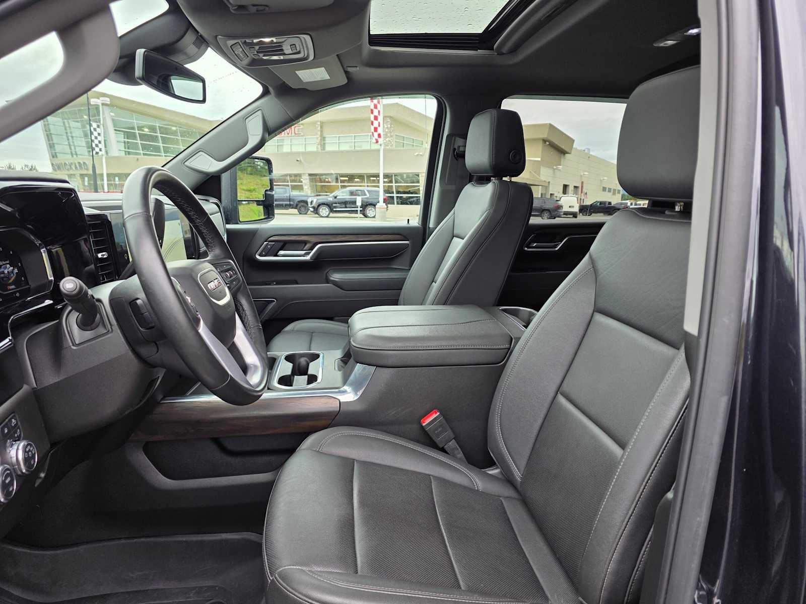 2025 GMC Sierra 3500HD SLT