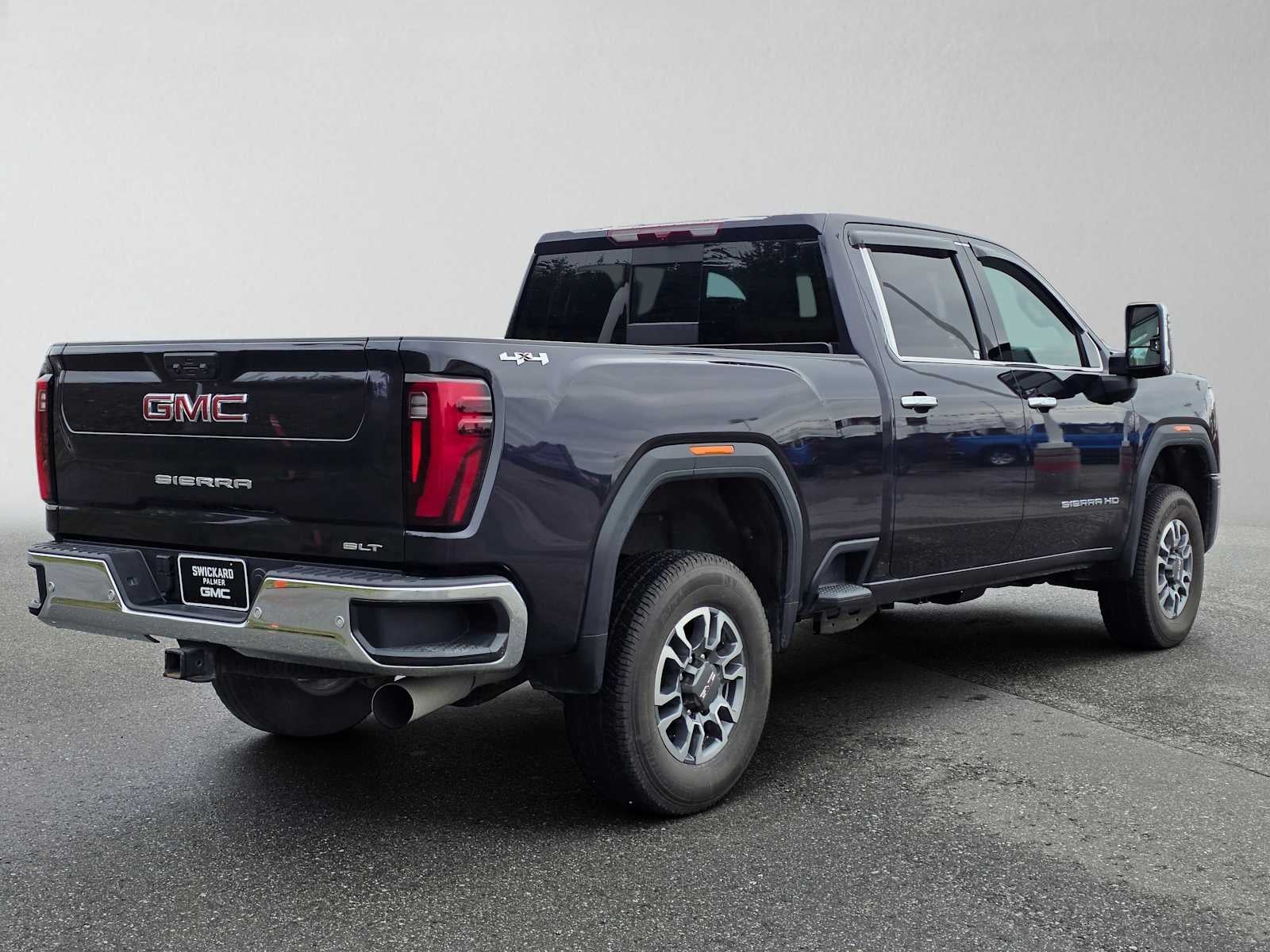 2025 GMC Sierra 3500HD SLT