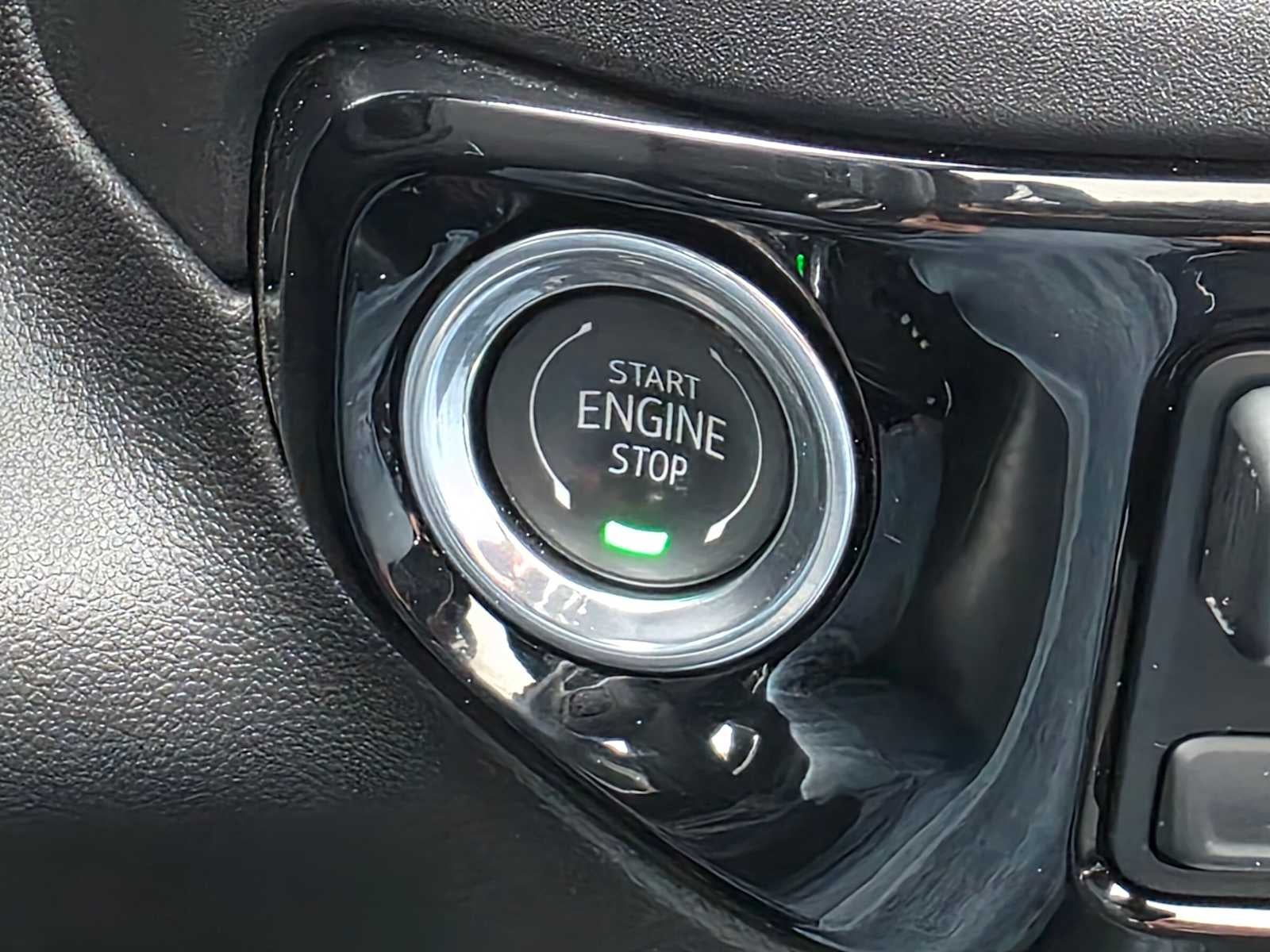 2025 GMC Sierra 3500HD SLT
