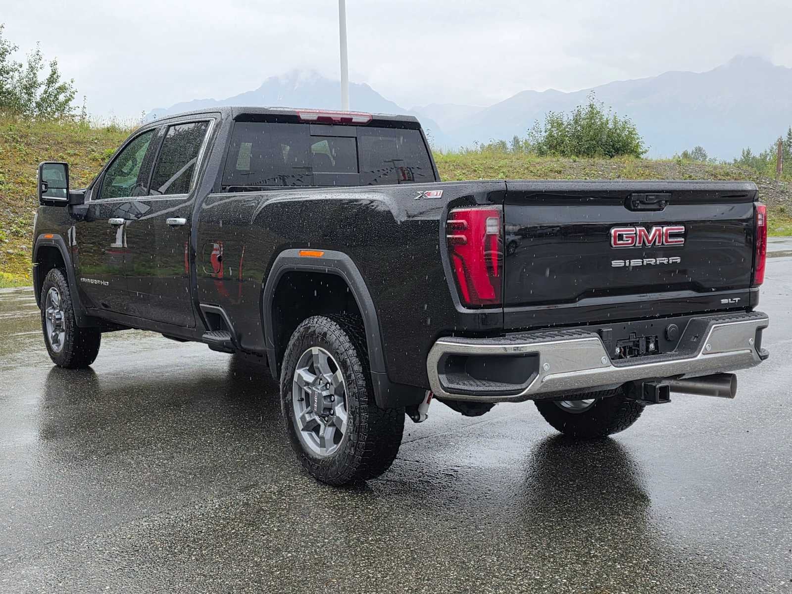 2026 GMC Sierra 3500HD SLT