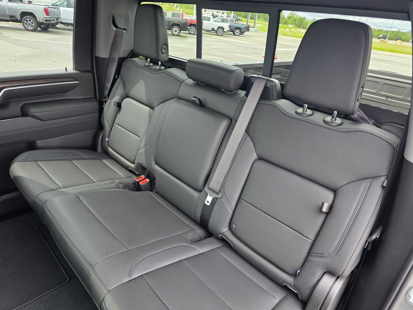 2026 GMC Sierra 3500HD SLT