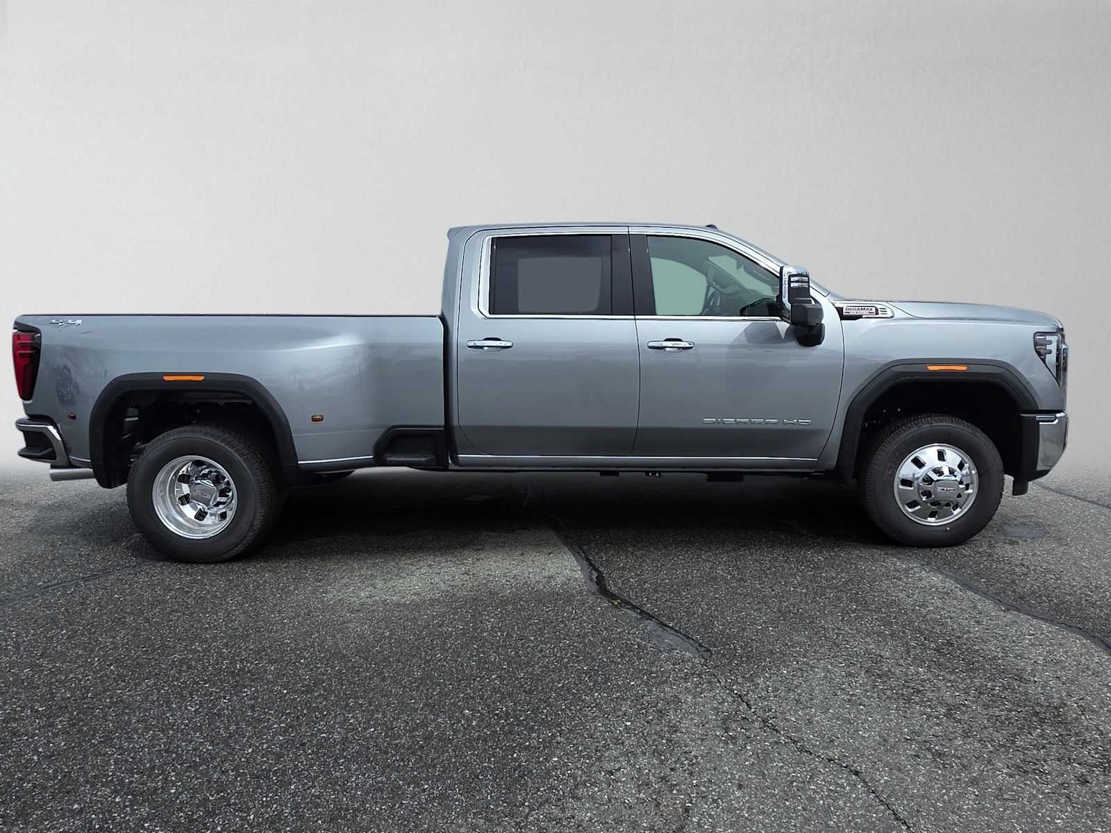 2026 GMC Sierra 3500HD SLT