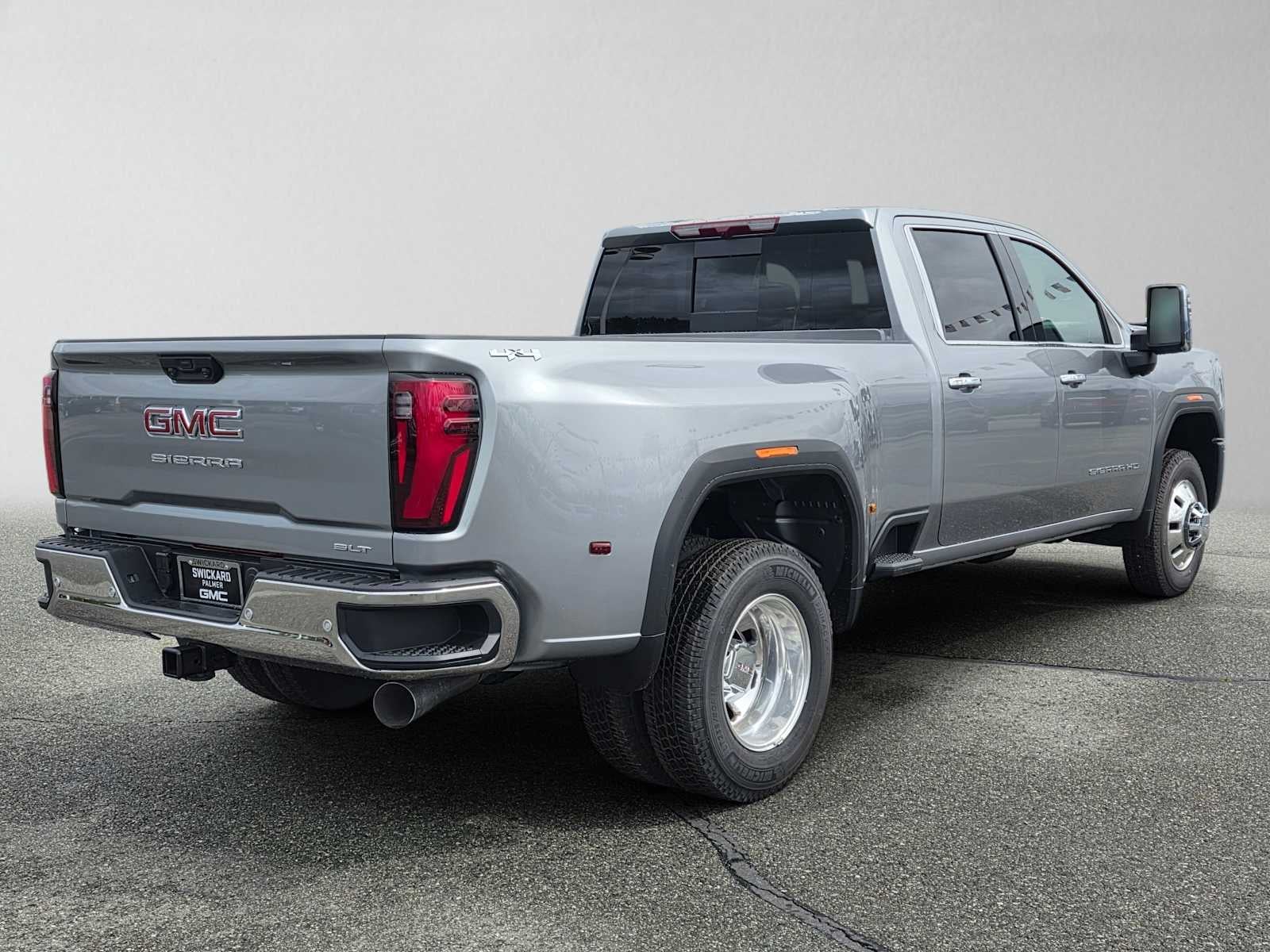 2026 GMC Sierra 3500HD SLT