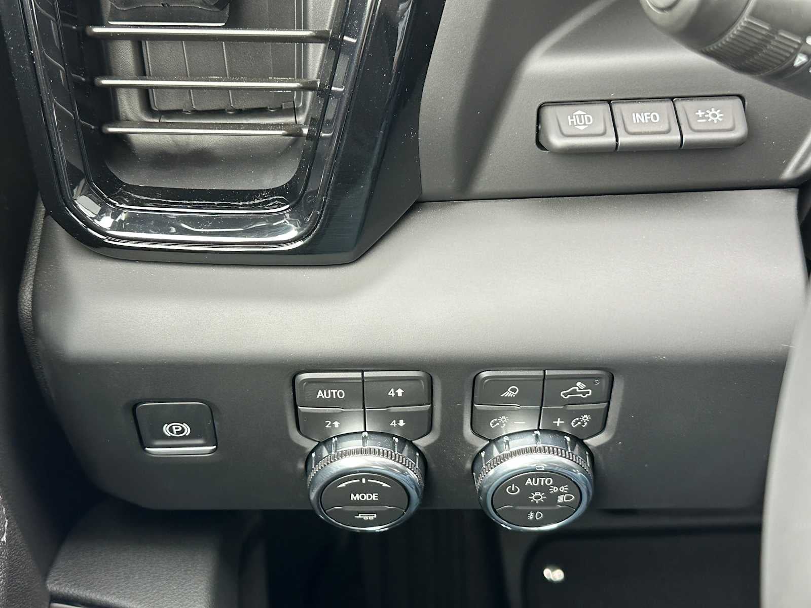 2026 GMC Sierra 3500HD AT4