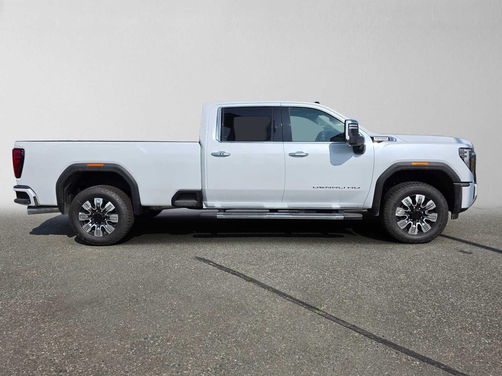 2026 GMC Sierra 3500HD Denali