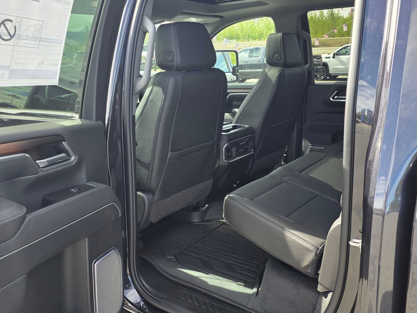 2026 GMC Sierra 3500HD Denali