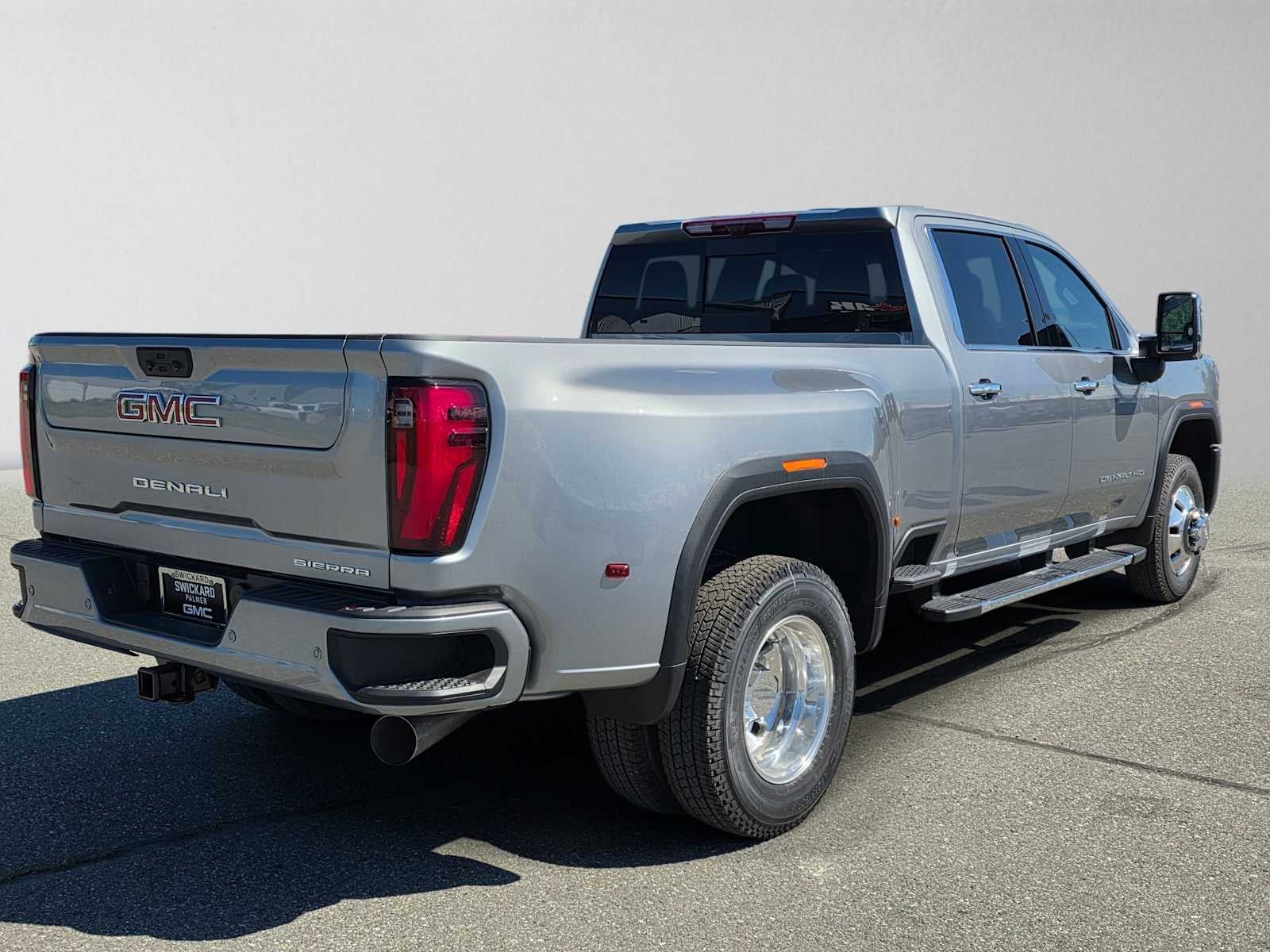 2026 GMC Sierra 3500HD Denali