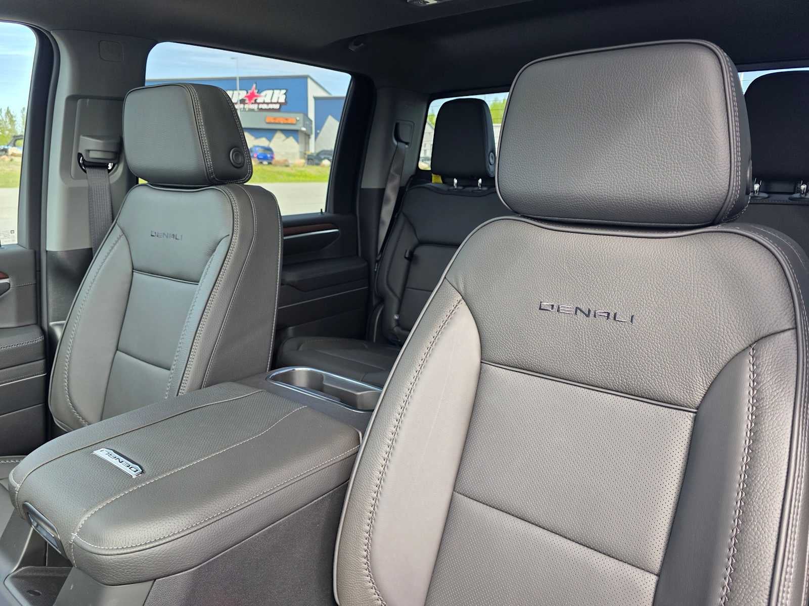 2026 GMC Sierra 3500HD Denali