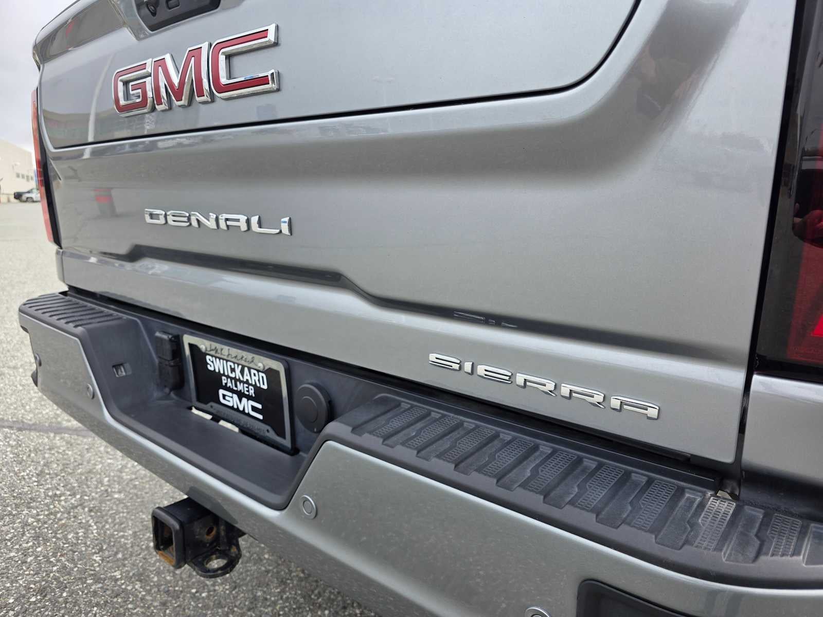 2025 GMC Sierra 3500HD Denali