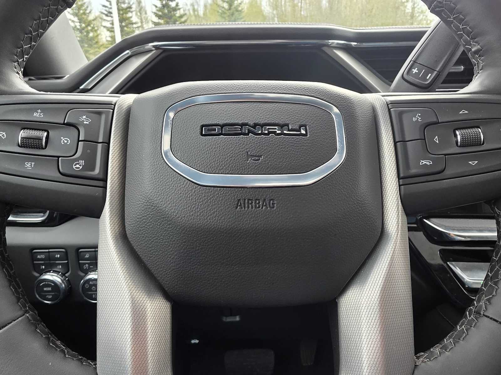 2025 GMC Sierra 3500HD Denali