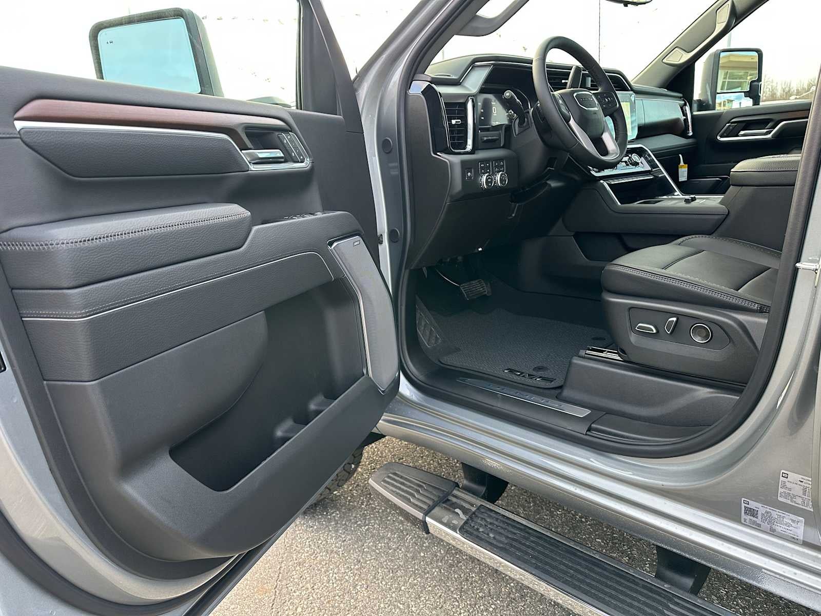 2026 GMC Sierra 3500HD Denali