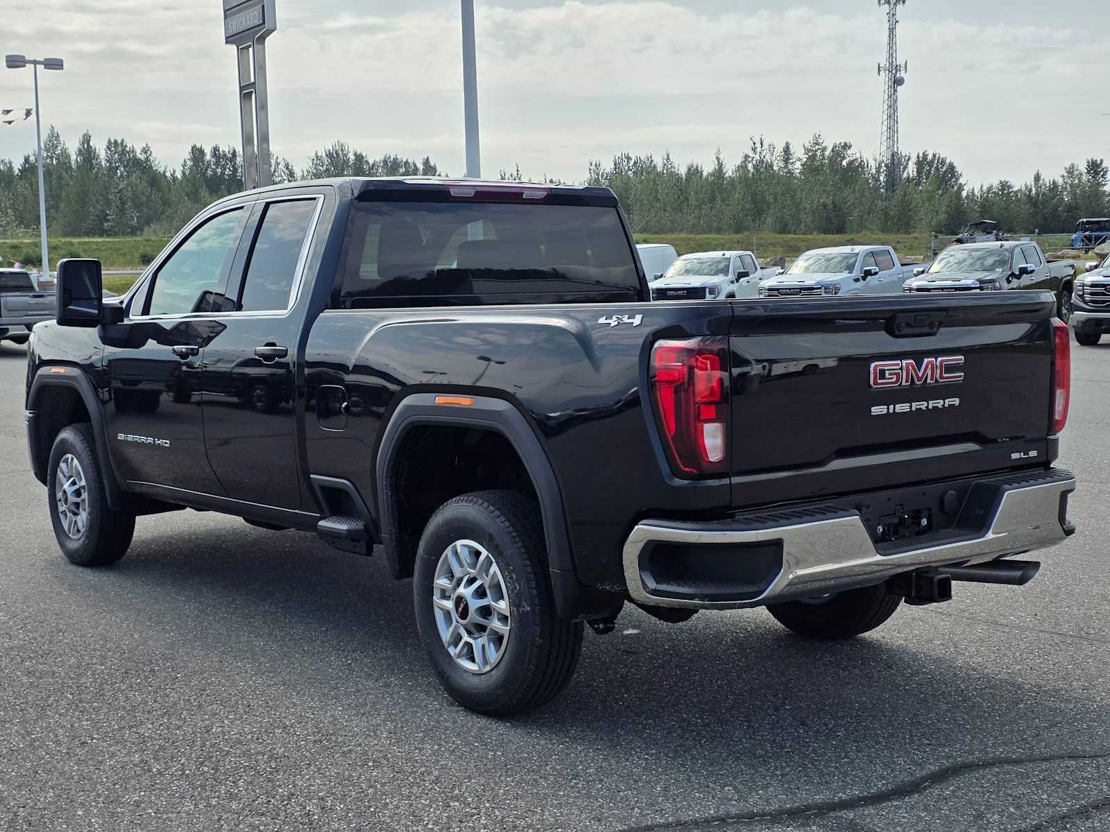 2026 GMC Sierra 2500HD SLE