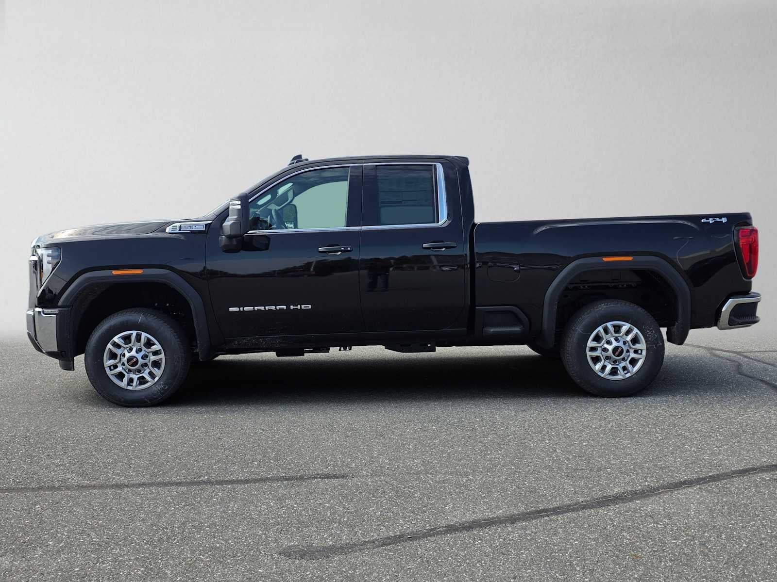 2026 GMC Sierra 2500HD SLE