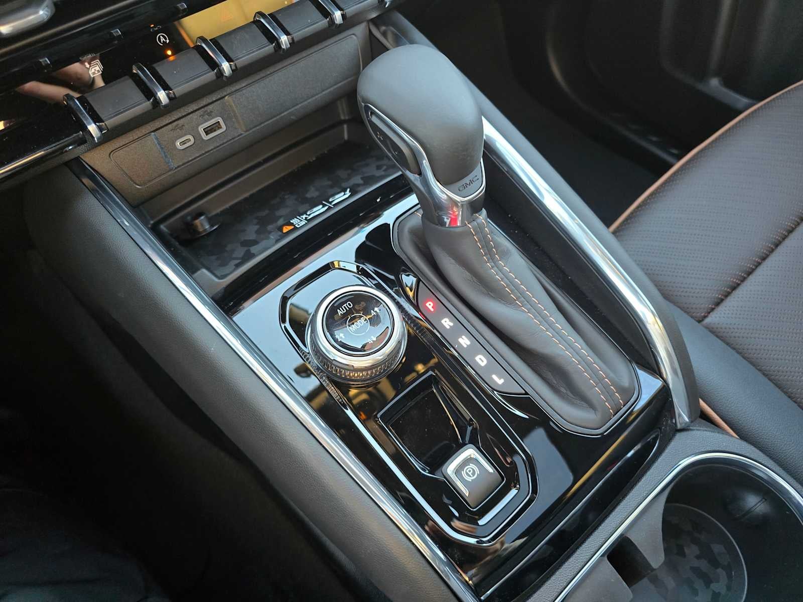 2026 GMC Canyon 4WD AT4