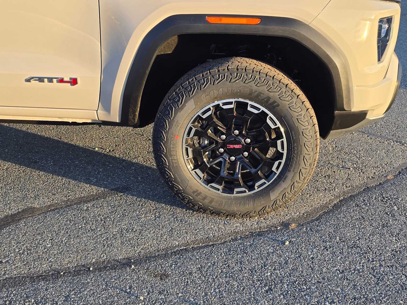 2026 GMC Canyon 4WD AT4