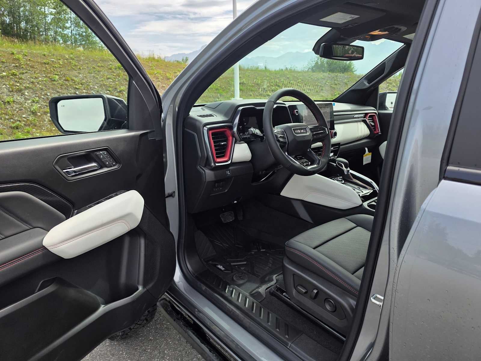 2026 GMC Canyon 4WD AT4X