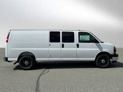 2025 GMC Savana Base