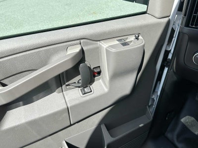 2025 GMC Savana Base