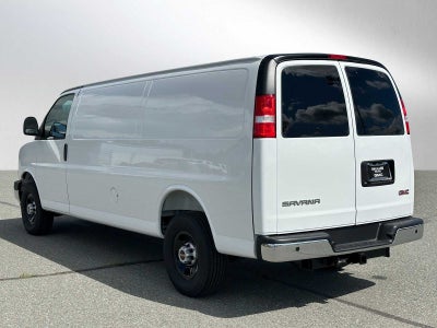 2025 GMC Savana Base