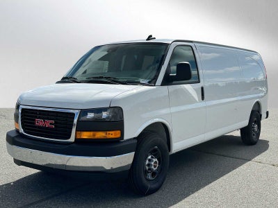 2025 GMC Savana Base