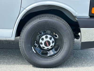 2025 GMC Savana Base