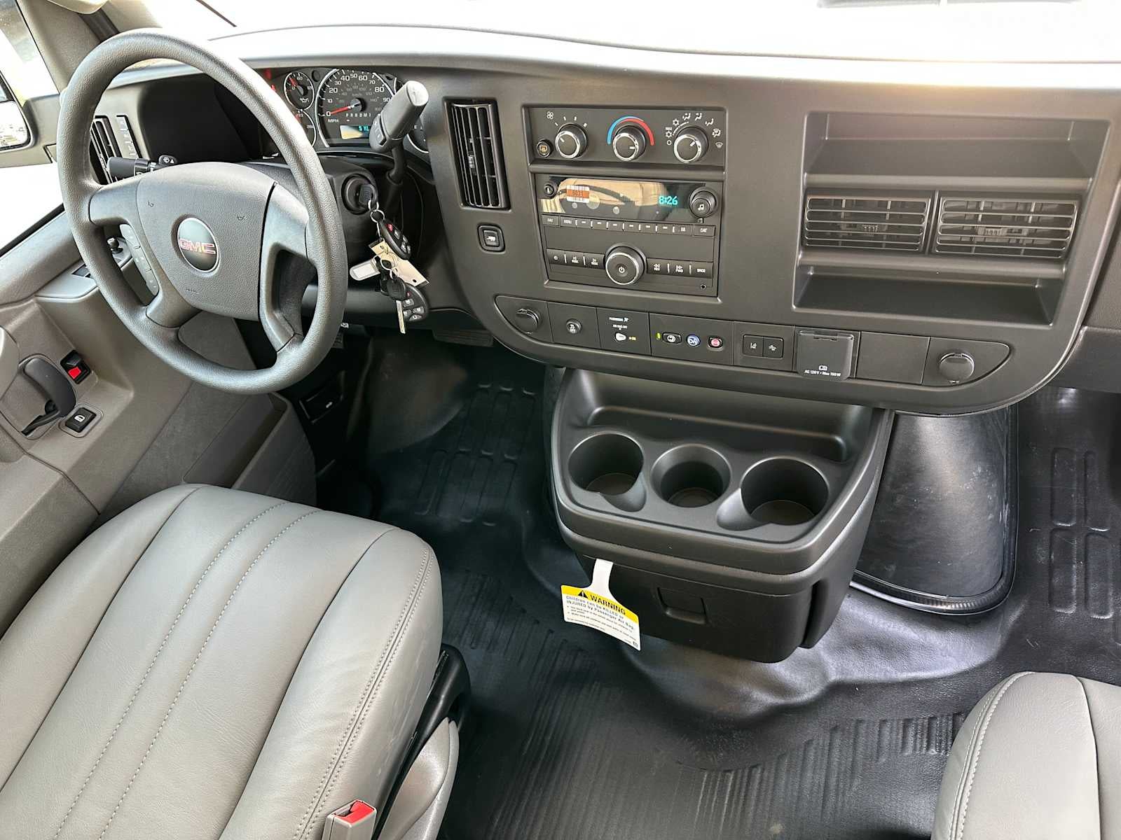 2025 GMC Savana Base