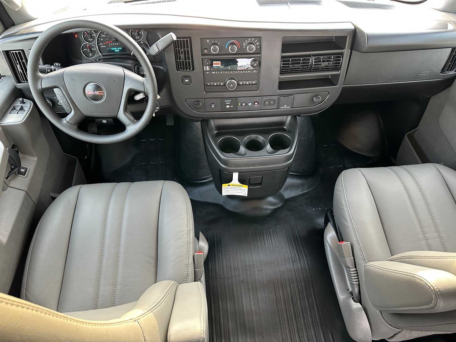 2025 GMC Savana Base