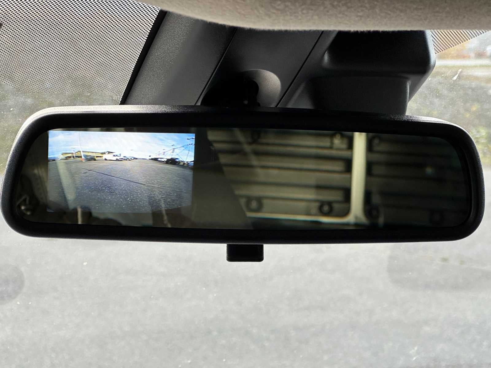 2025 GMC Savana Base