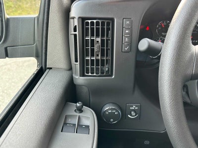 2025 GMC Savana Base