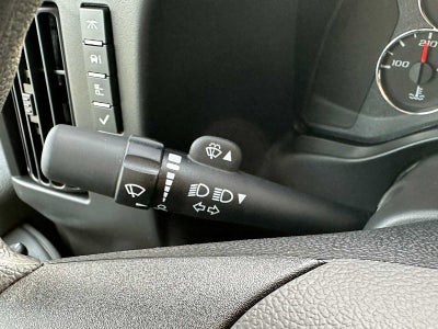 2025 GMC Savana Base