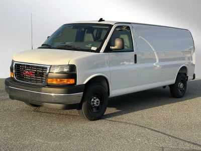 2025 GMC Savana Base