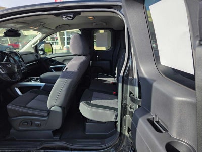 2024 Nissan Titan SV
