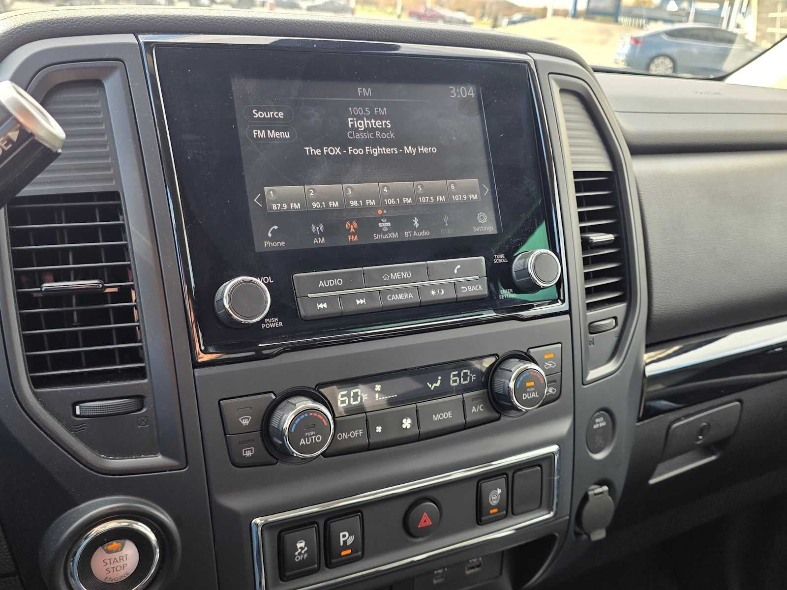2024 Nissan Titan SV