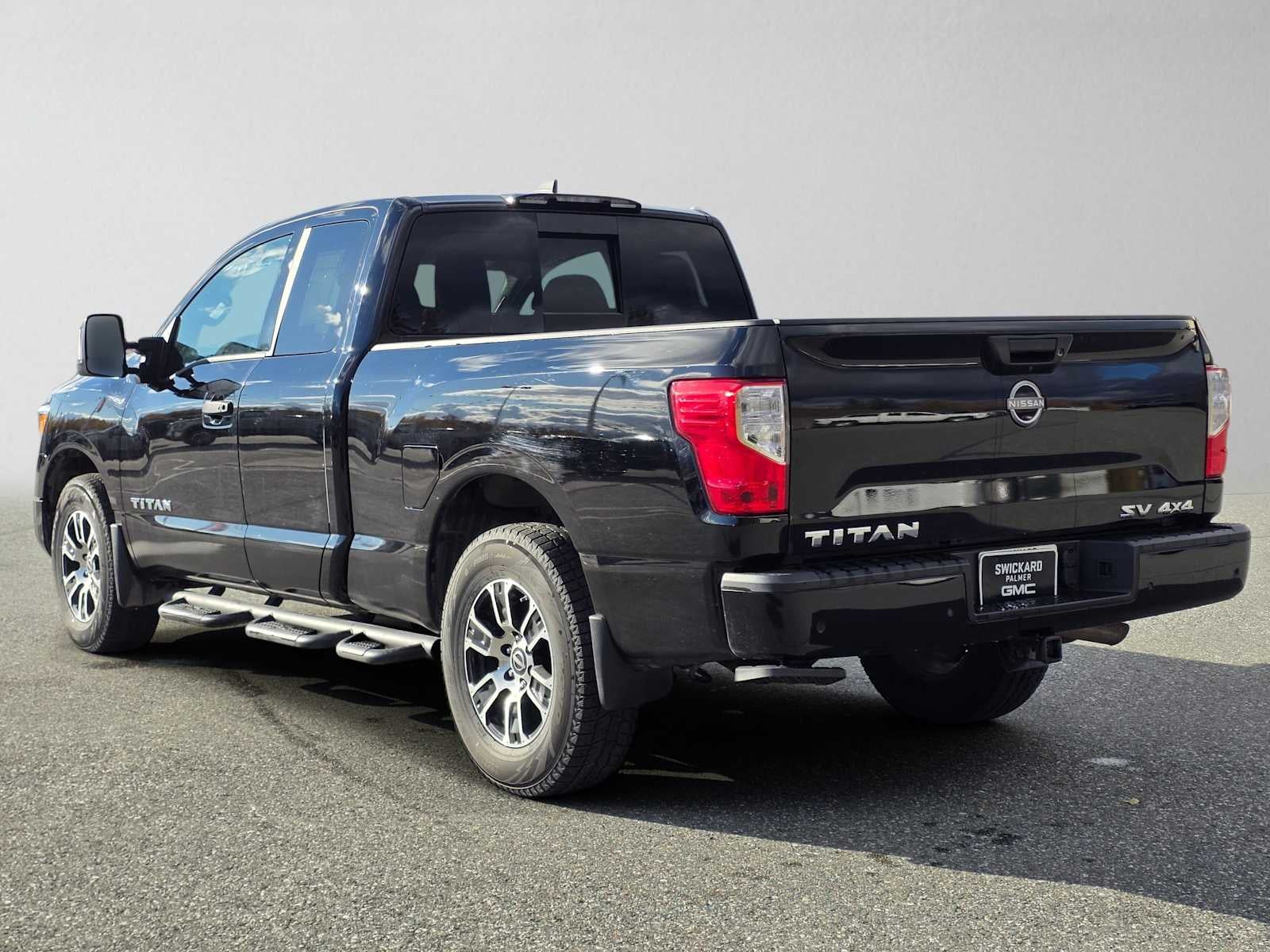 2024 Nissan Titan SV
