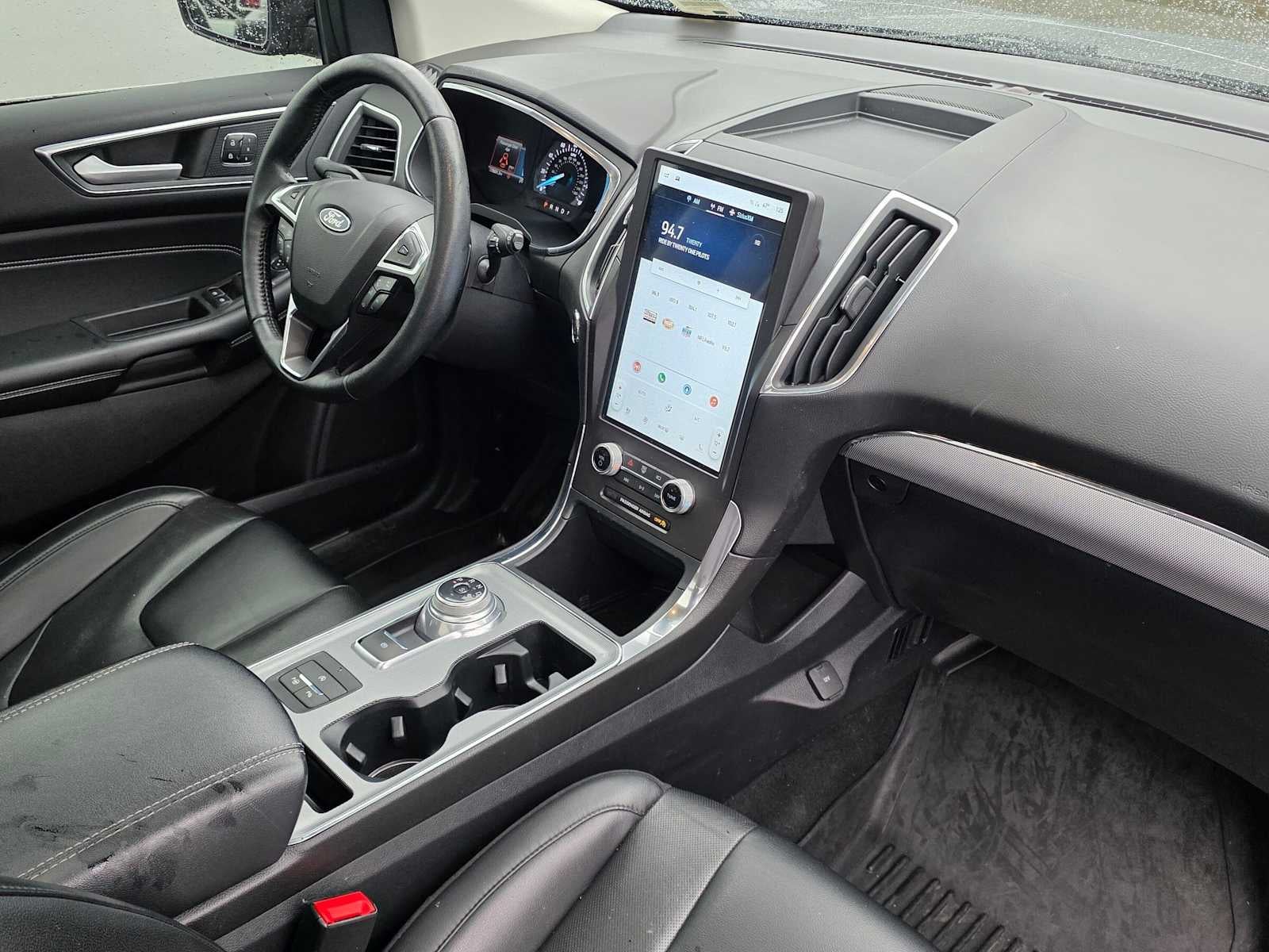 2021 Ford Edge Titanium