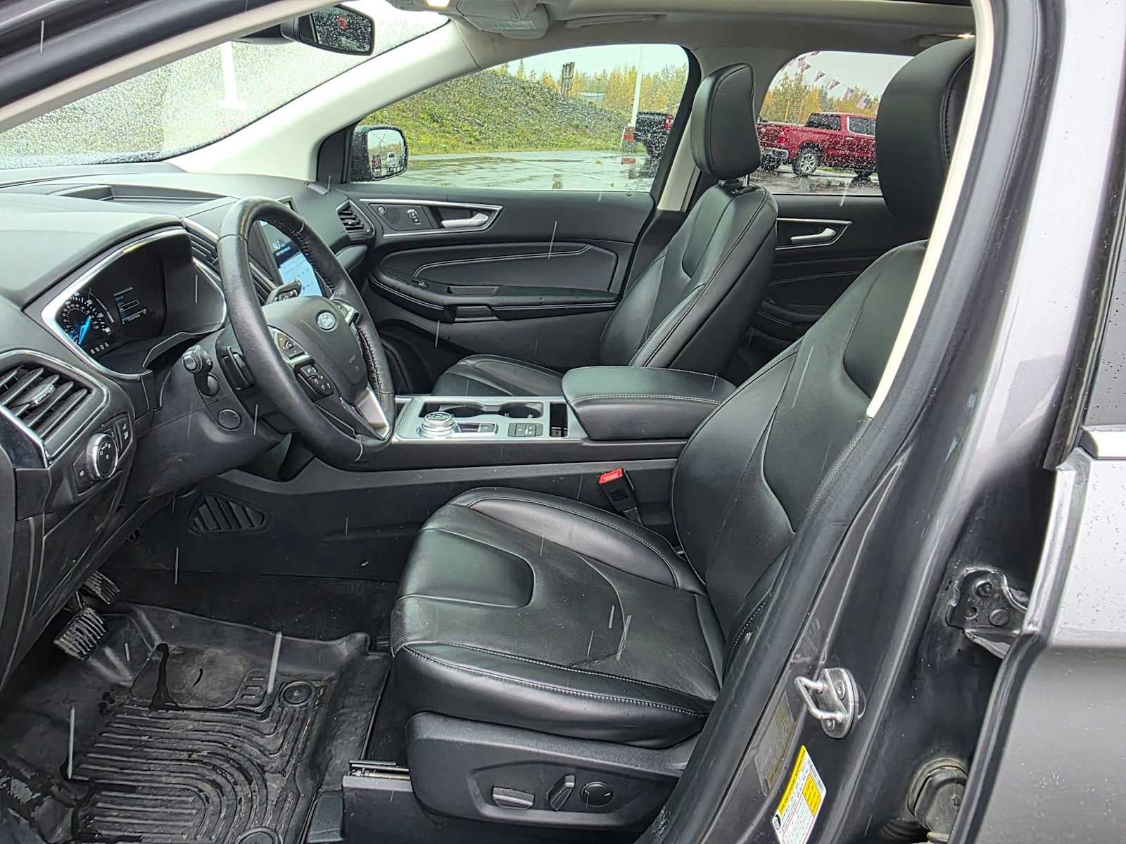 2021 Ford Edge Titanium