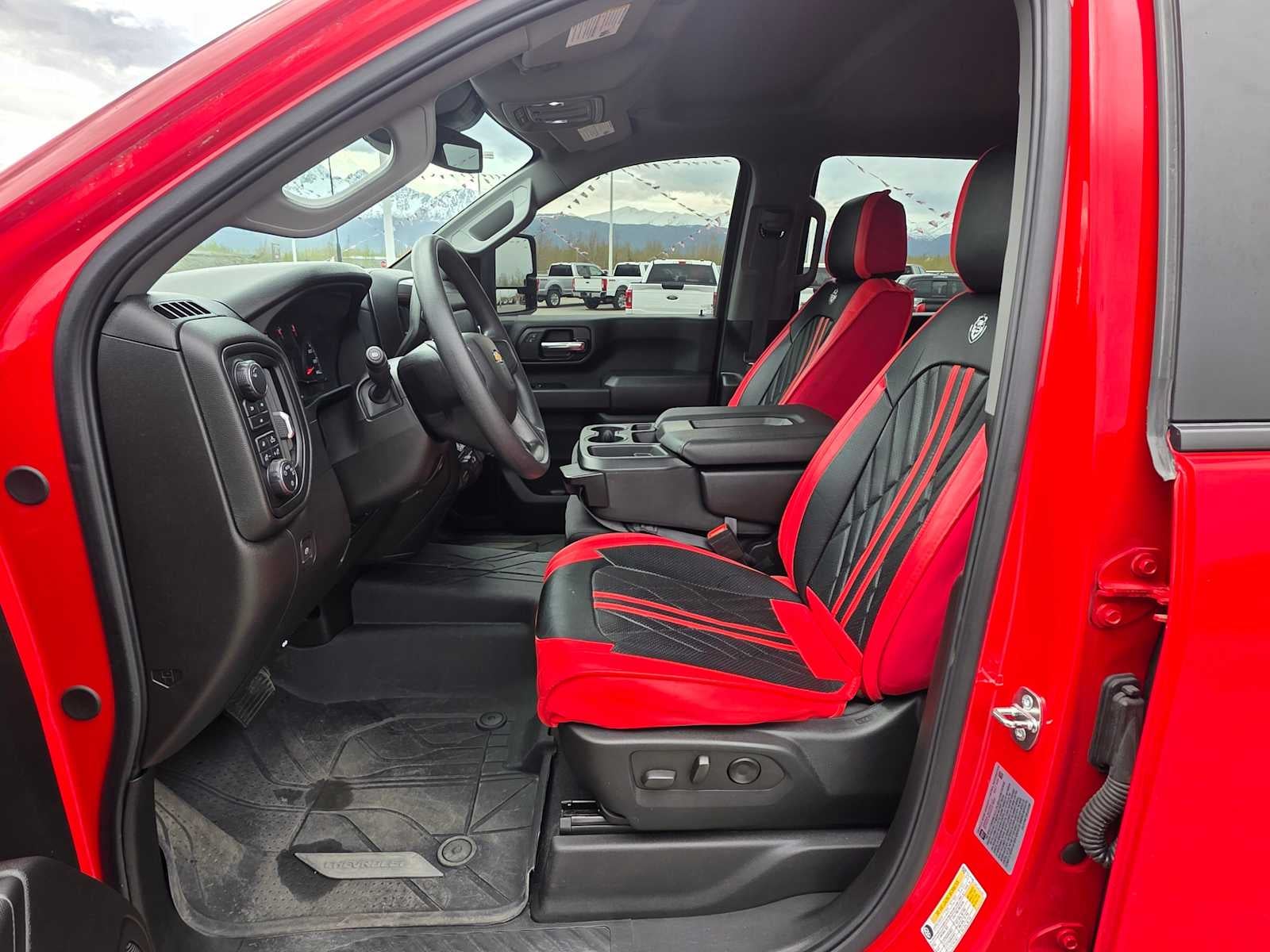 2024 Chevrolet Silverado 2500HD Custom
